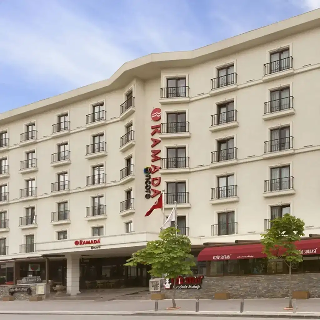 Ramada Encore Florya Bakı